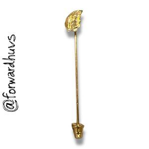 Vintage Gold Tone Stick Pin – Leaf Motif – Good Condition